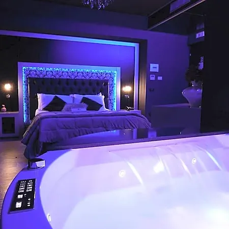 Angioino & Spa Neapel