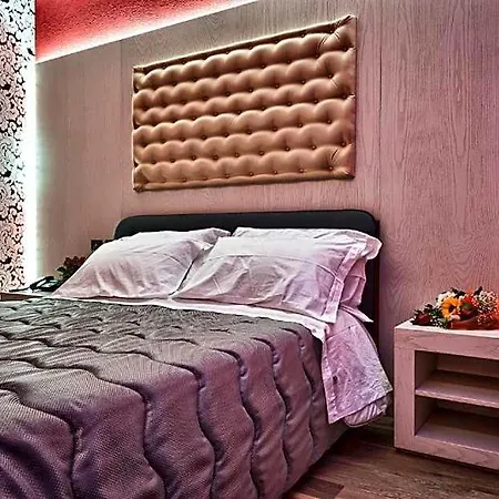 Angioino & Spa Hotell