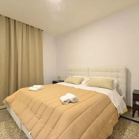 Angioino & Неаполь