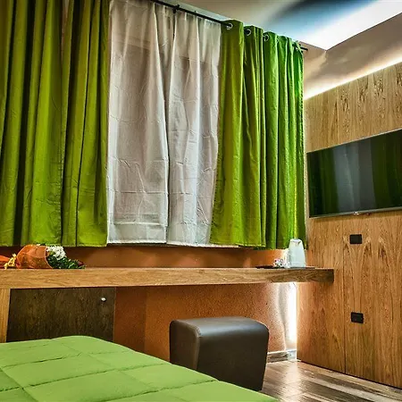 Hotel Angioino&spa Neapel