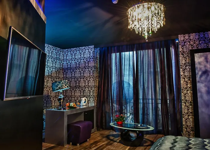 Szálloda Angioino & 3*