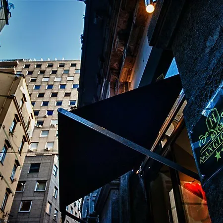 Hotel Angioino & 3*